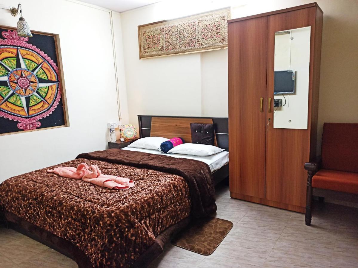 Bella Villa Luxury Stay Панаджи Екстериор снимка