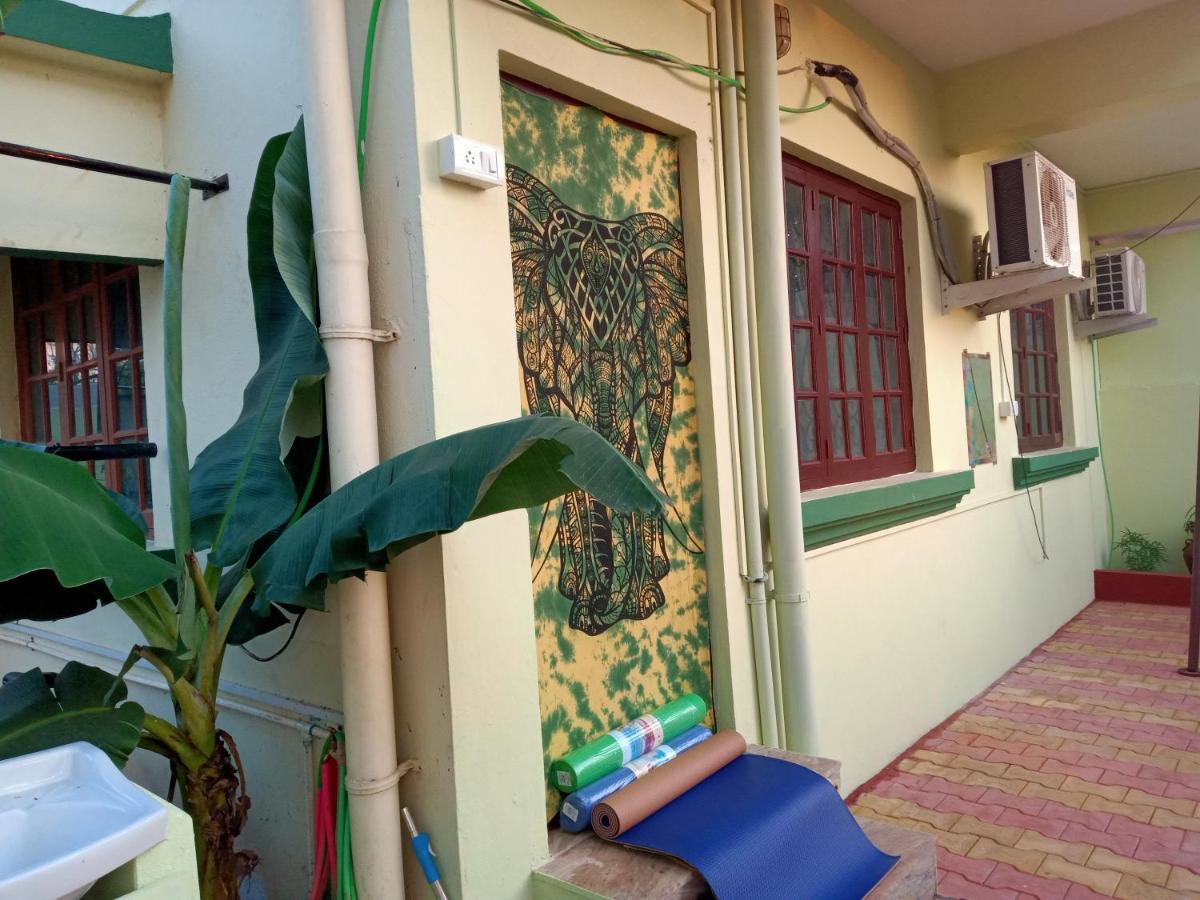 Bella Villa Luxury Stay Панаджи Екстериор снимка